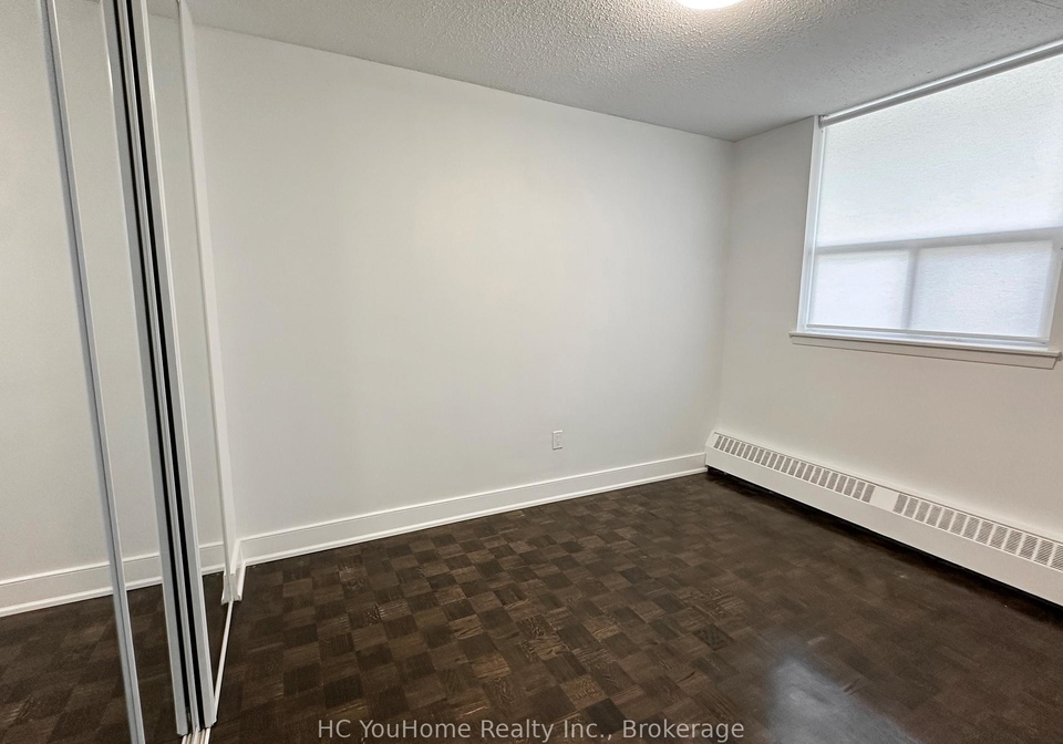 147-wellington-street-w-aurora-ontario-n13532852