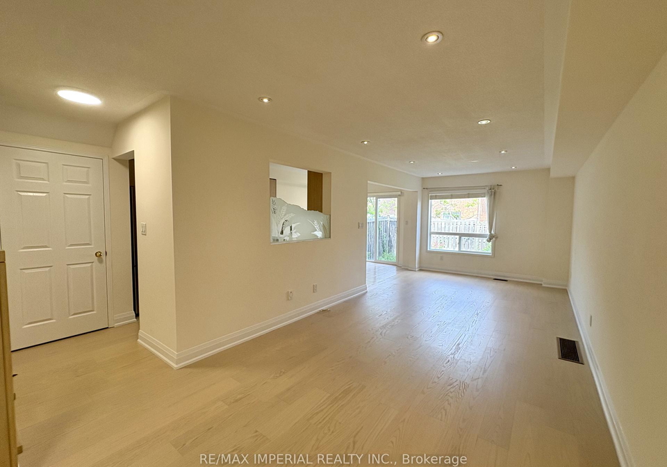 70-maffey-crescent-richmond-hill-ontario-n13533836