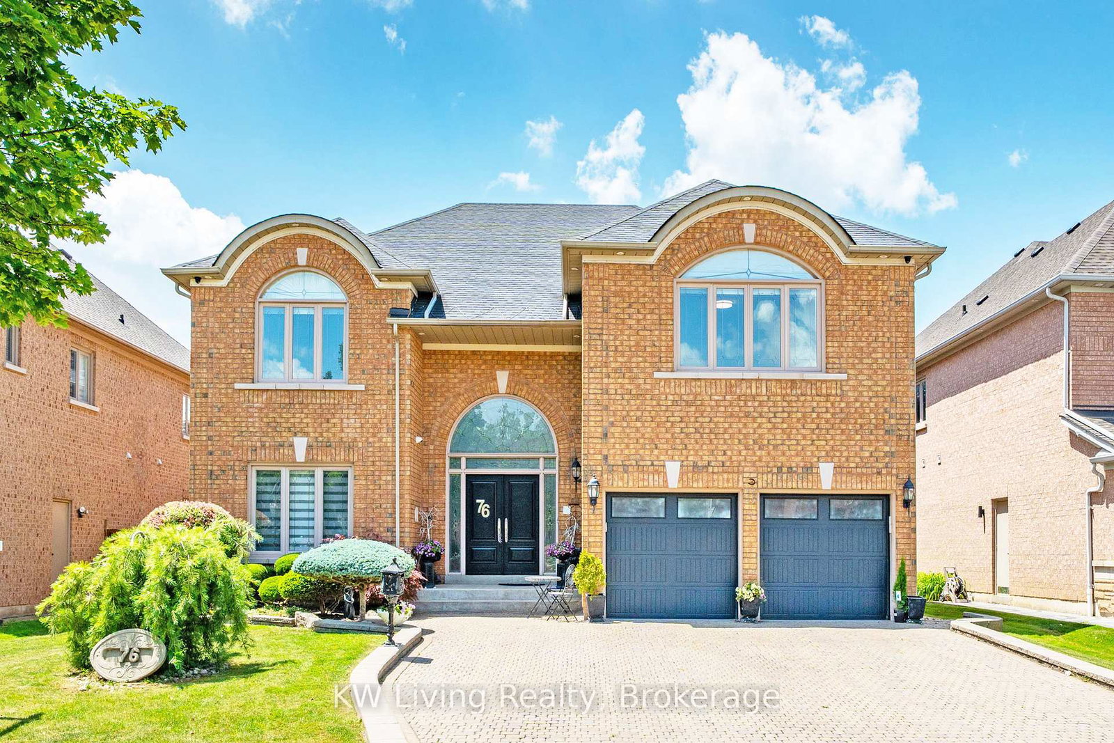 76-silver-rose-crescent-markham-ontario-n13534126