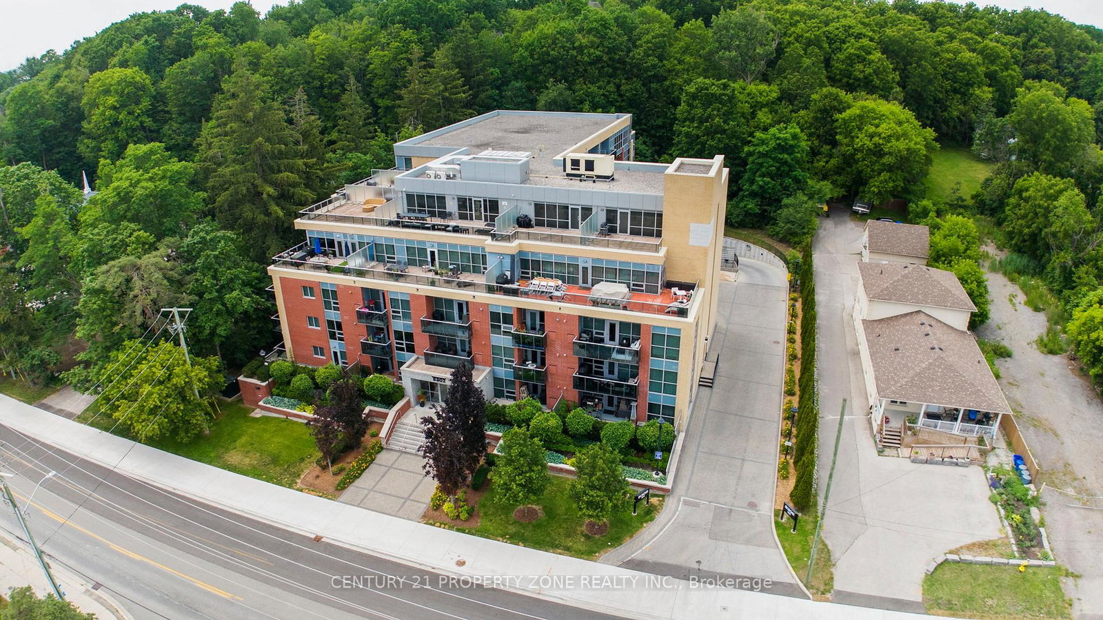 8302-islington-avenue-vaughan-ontario-n13534892