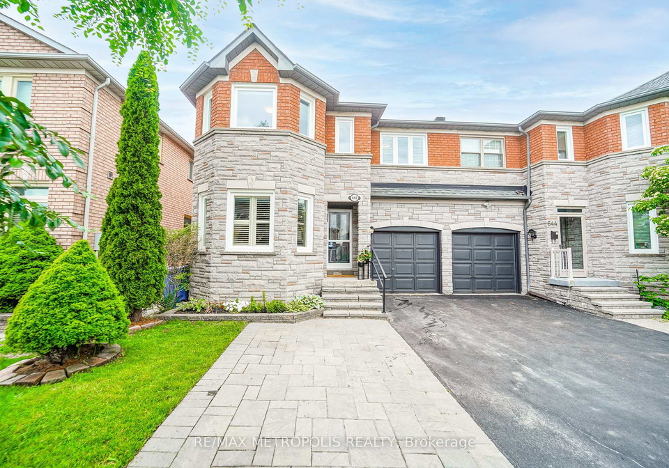 646-walpole-crescent-newmarket-ontario-n13534906
