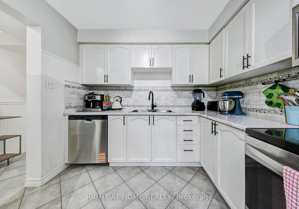 11-potter-crescent-new-tecumseth-ontario-n13534960