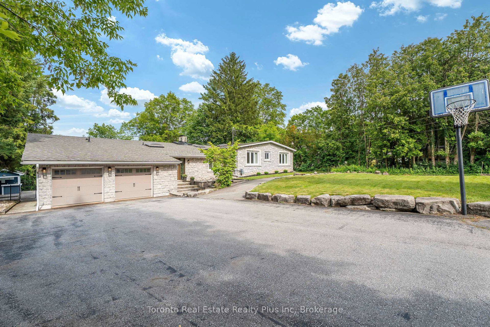 39-dove-lane-markham-ontario-n13535504