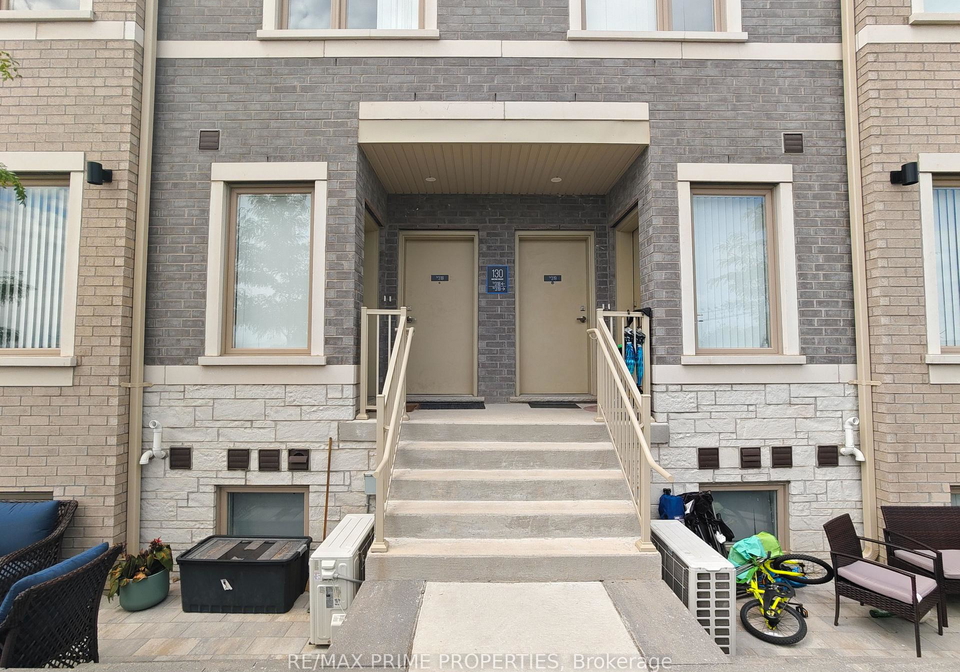 130-honeycrisp-crescent-vaughan-ontario-n13536526
