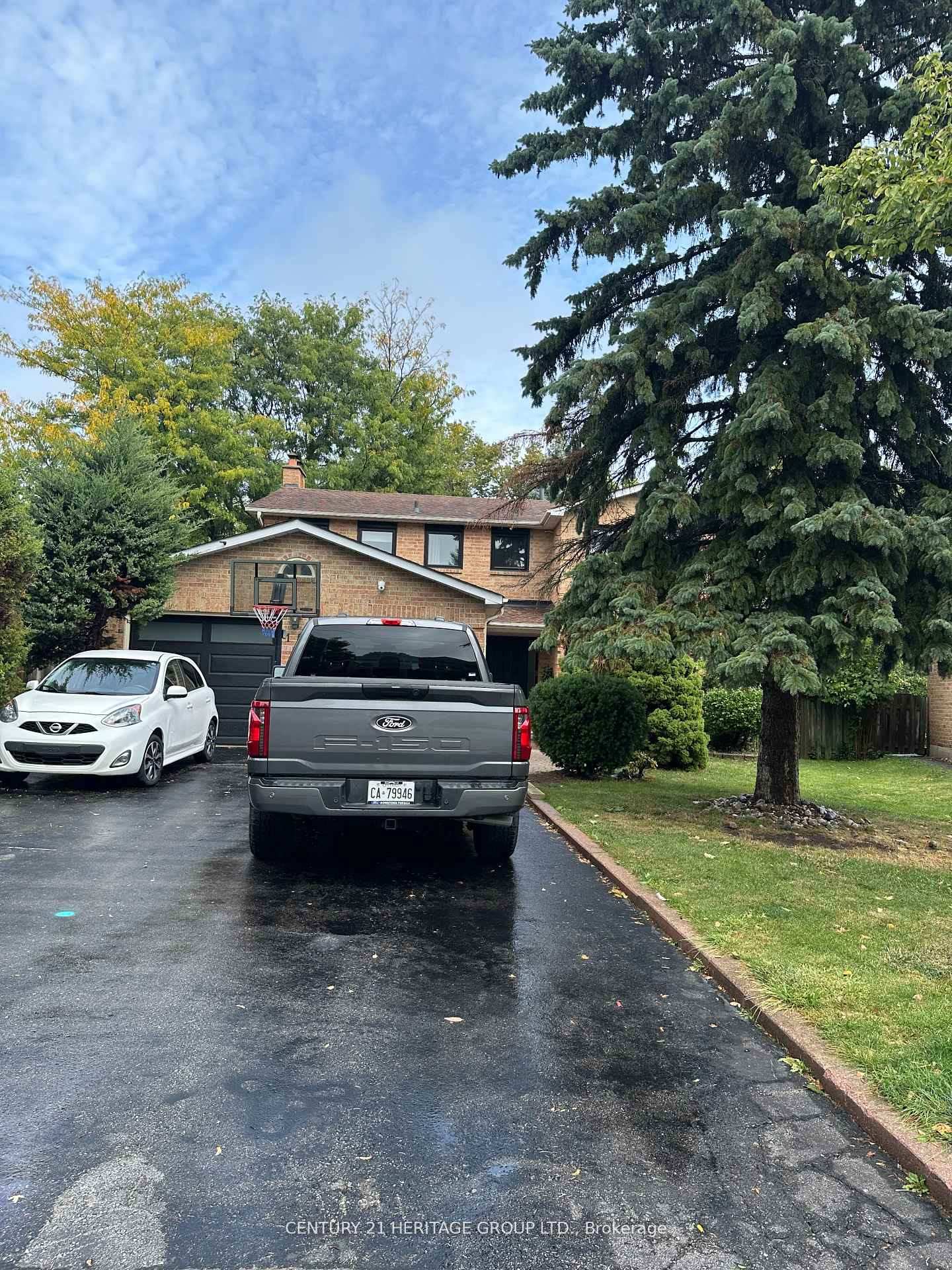 18-lippincott-court-richmond-hill-ontario-n13536890