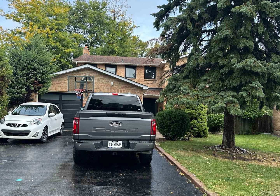 18-lippincott-court-richmond-hill-ontario-n13536890