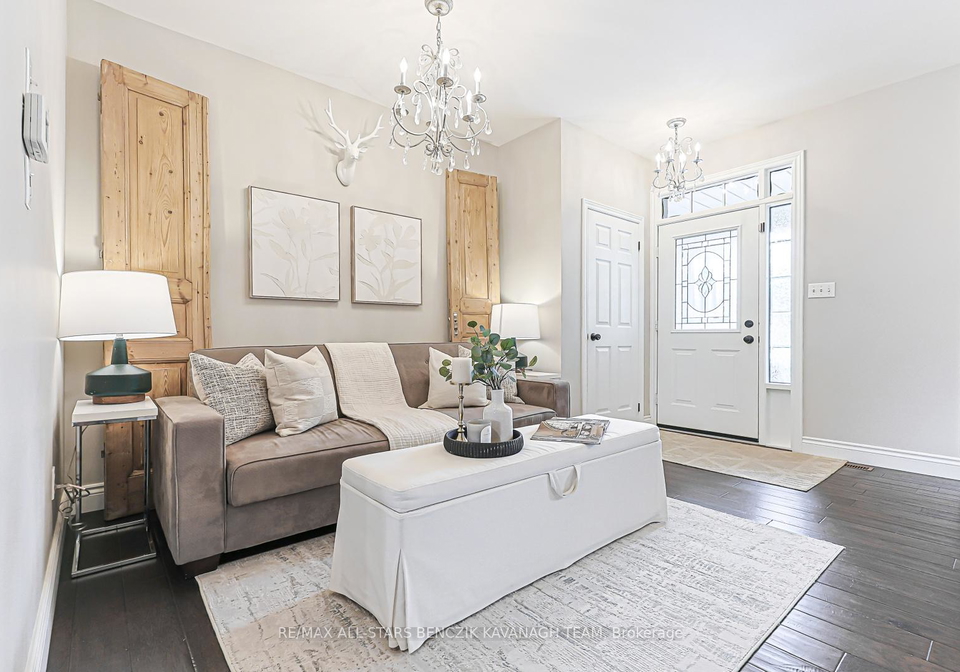 31-queens-plate-drive-markham-ontario-n13537000