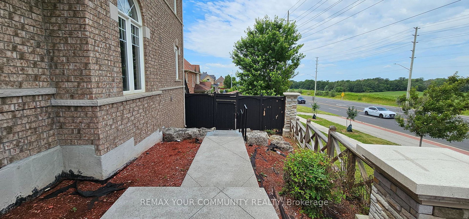 46-courtland-crescent-east-gwillimbury-ontario-n13537742
