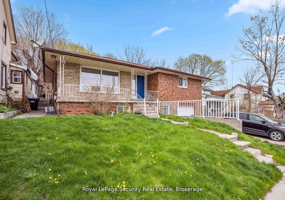 97-john-street-e-bradford-west-gwillimbury-ontario-n13537842