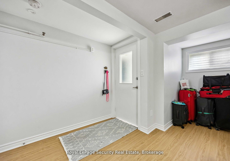 97-john-street-e-bradford-west-gwillimbury-ontario-n13537842