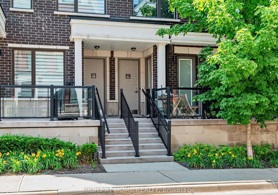 400-alex-gardner-circle-aurora-ontario-n13538060