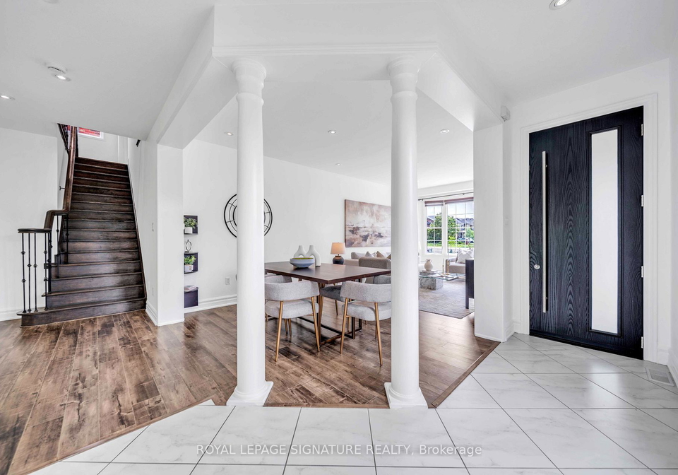 81-bulmer-crescent-newmarket-ontario-n13539126
