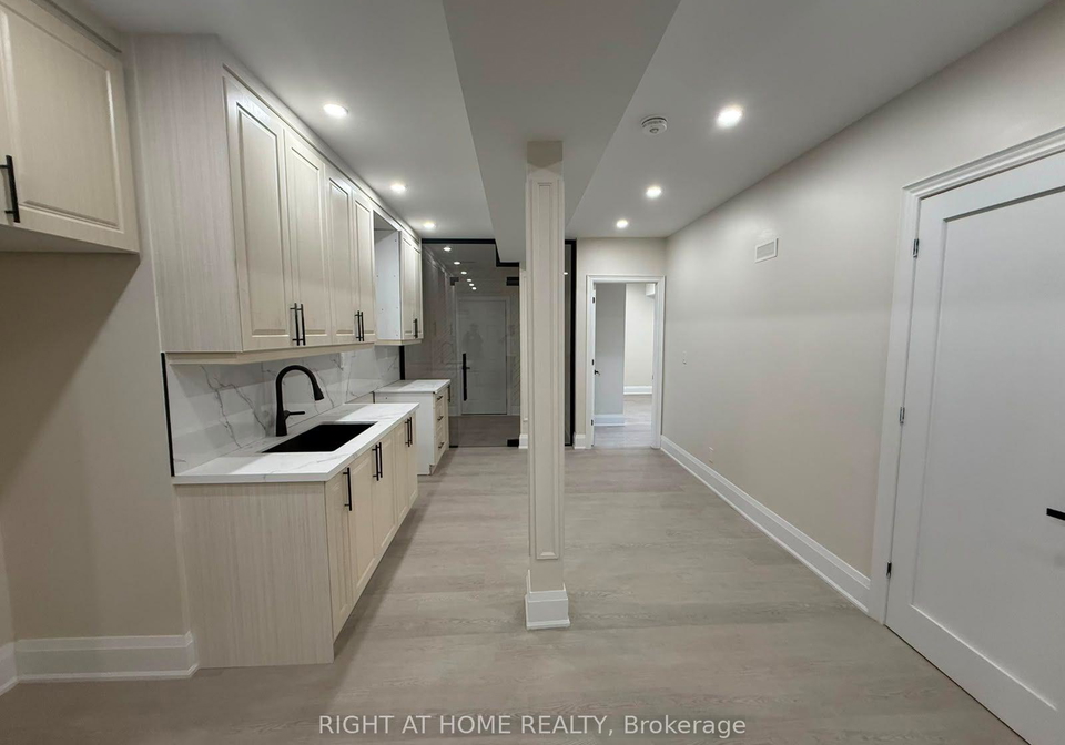 2-chesney-crescent-vaughan-ontario-n13539930