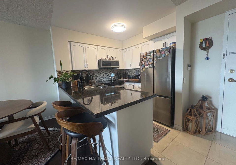 9-northern-hts-drive-richmond-hill-ontario-n13541612
