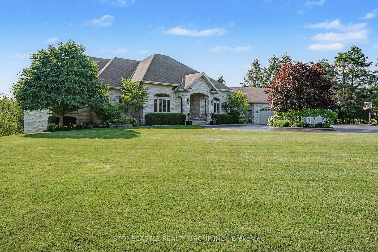 4-sugarbush-lane-uxbridge-ontario-n13541626