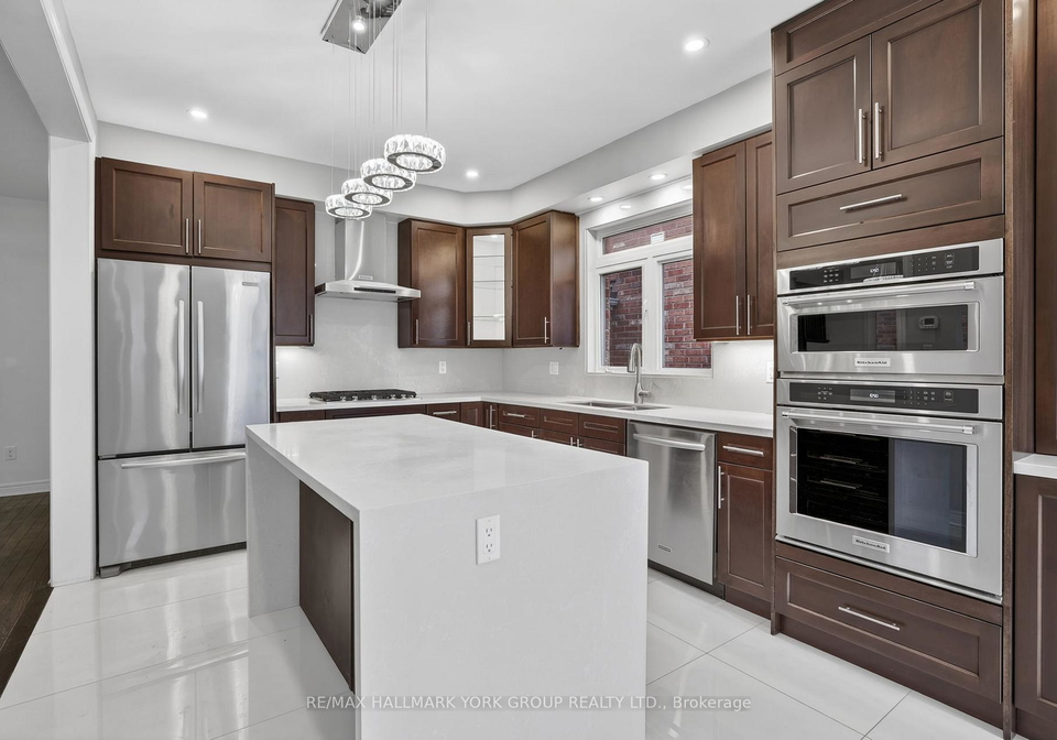 35-amberwing-landing-bradford-west-gwillimbury-ontario-n13541708