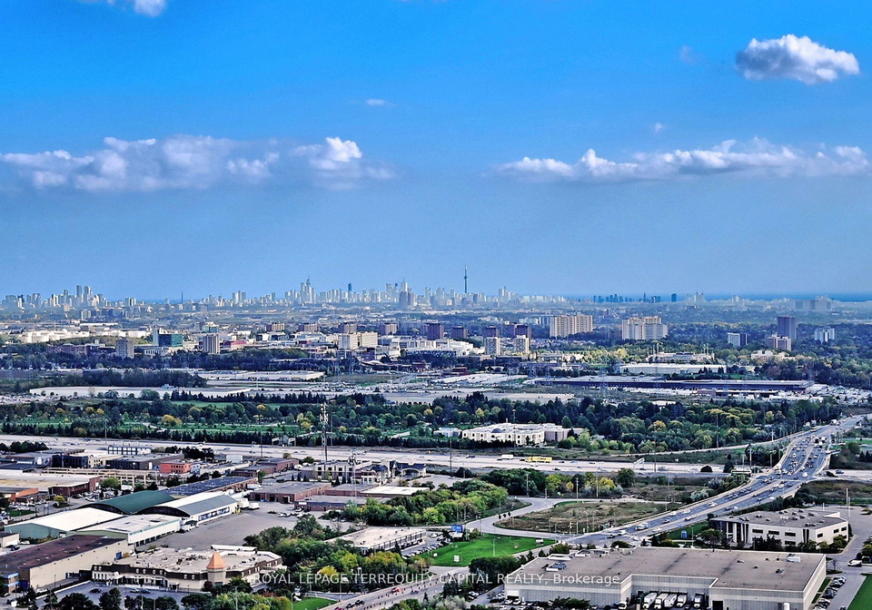 5-buttermill-avenue-vaughan-ontario-n13541732