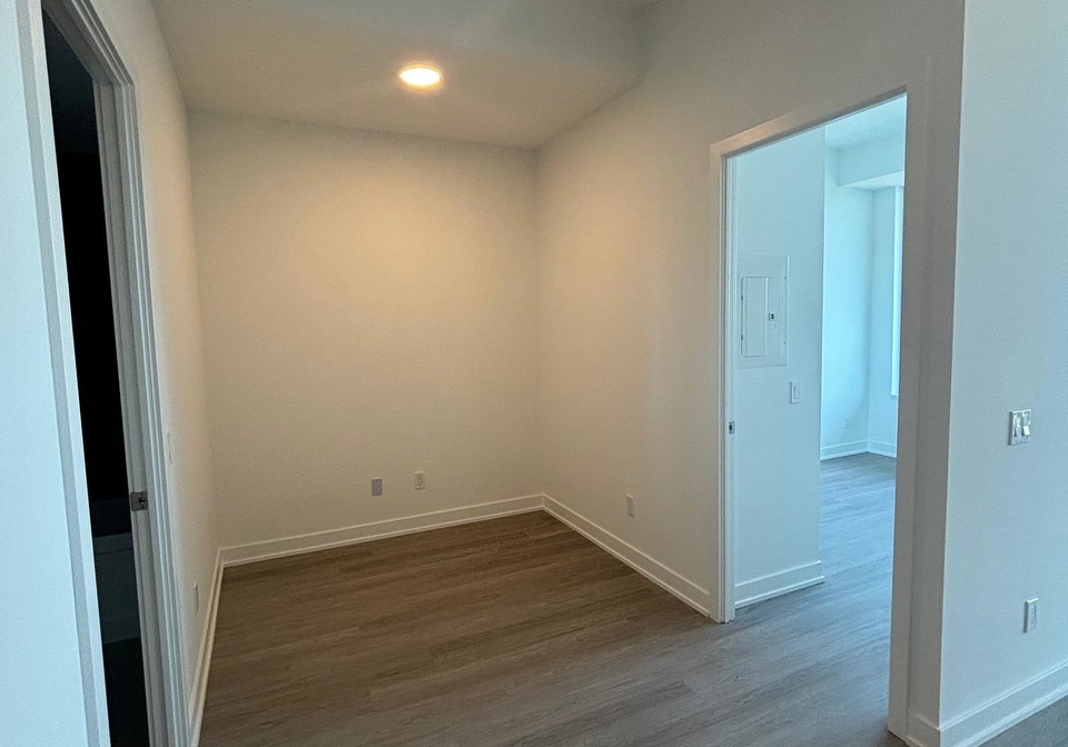 8188-yonge-street-vaughan-ontario-n13542046