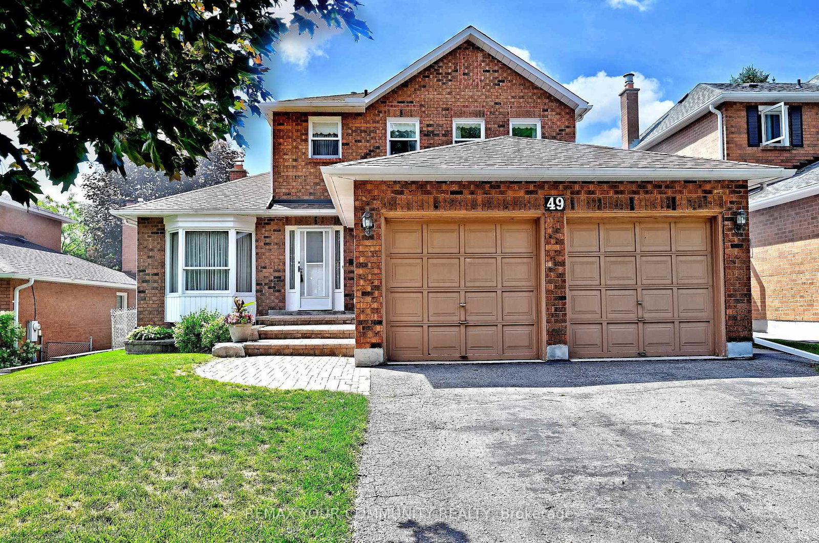 49-tribbling-crescent-aurora-ontario-n13542588