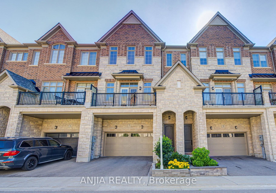 7-beaufort-way-markham-ontario-n13543390