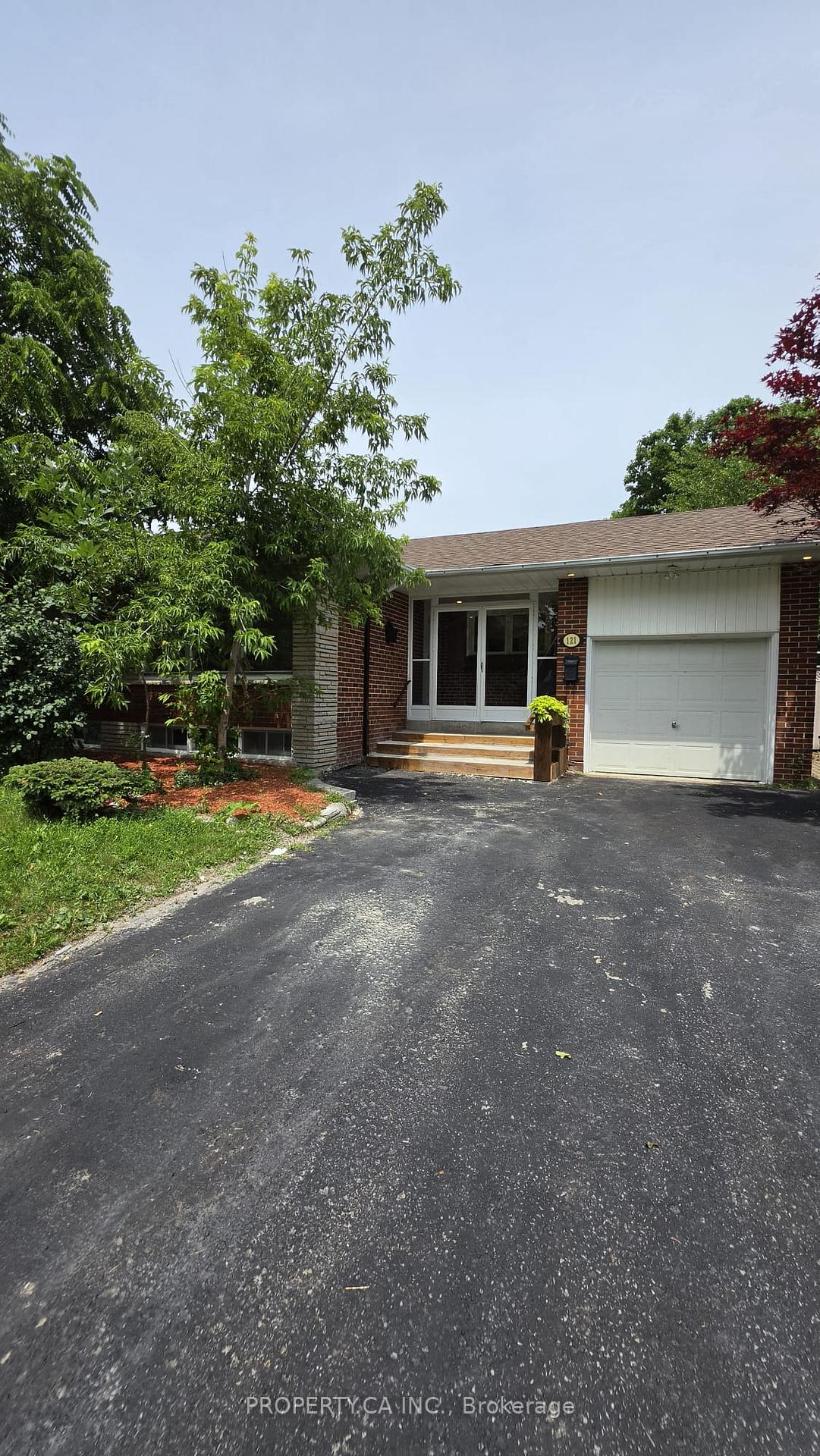 121-trayborn-drive-richmond-hill-ontario-n13543636
