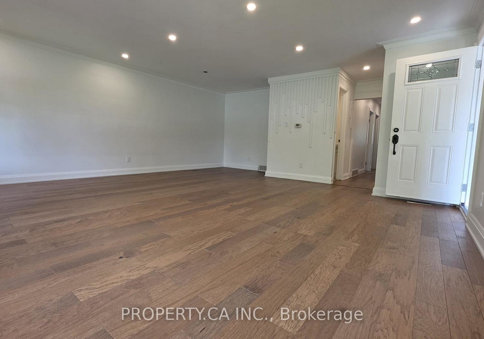 121-trayborn-drive-richmond-hill-ontario-n13543636