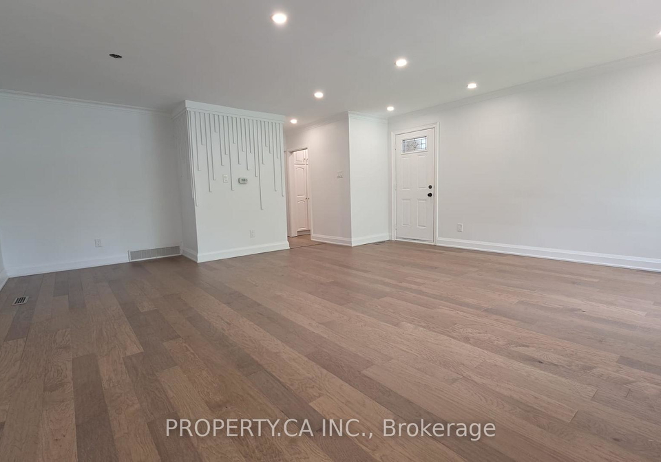 121-trayborn-drive-richmond-hill-ontario-n13543636