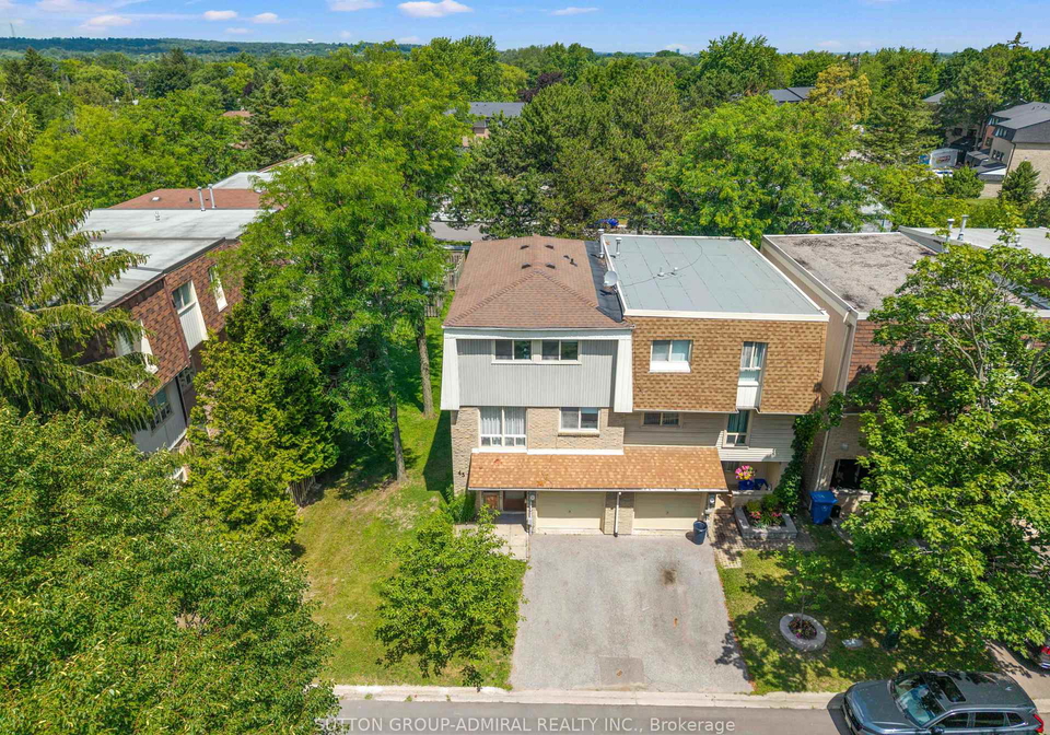 45-poplar-crescent-n-aurora-ontario-n13543860