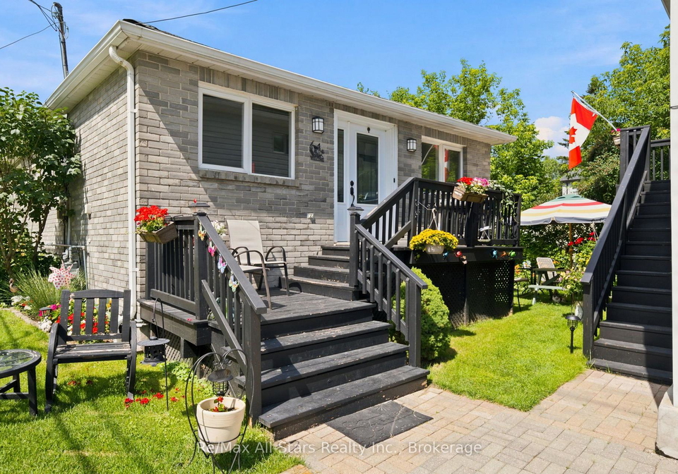 1-maple-grove-street-whitchurch-stouffville-ontario-n13543866