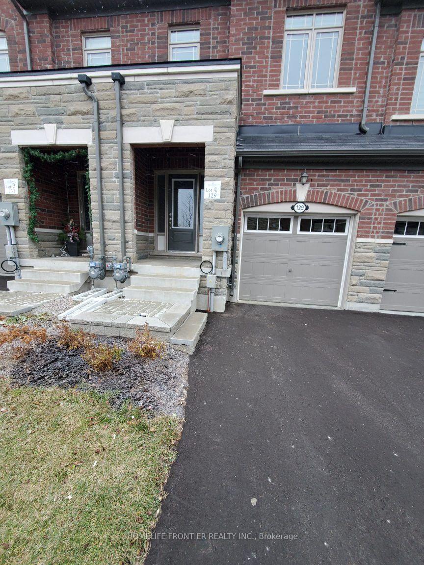 129-gordon-circle-newmarket-ontario-n13543956