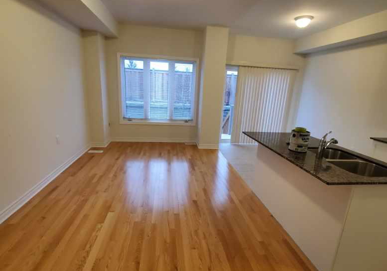 129-gordon-circle-newmarket-ontario-n13543956