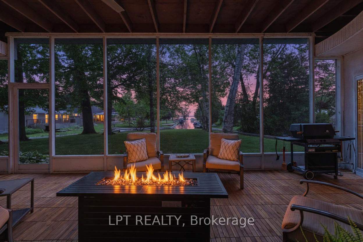 204-the-queensway-s-georgina-ontario-n13544064