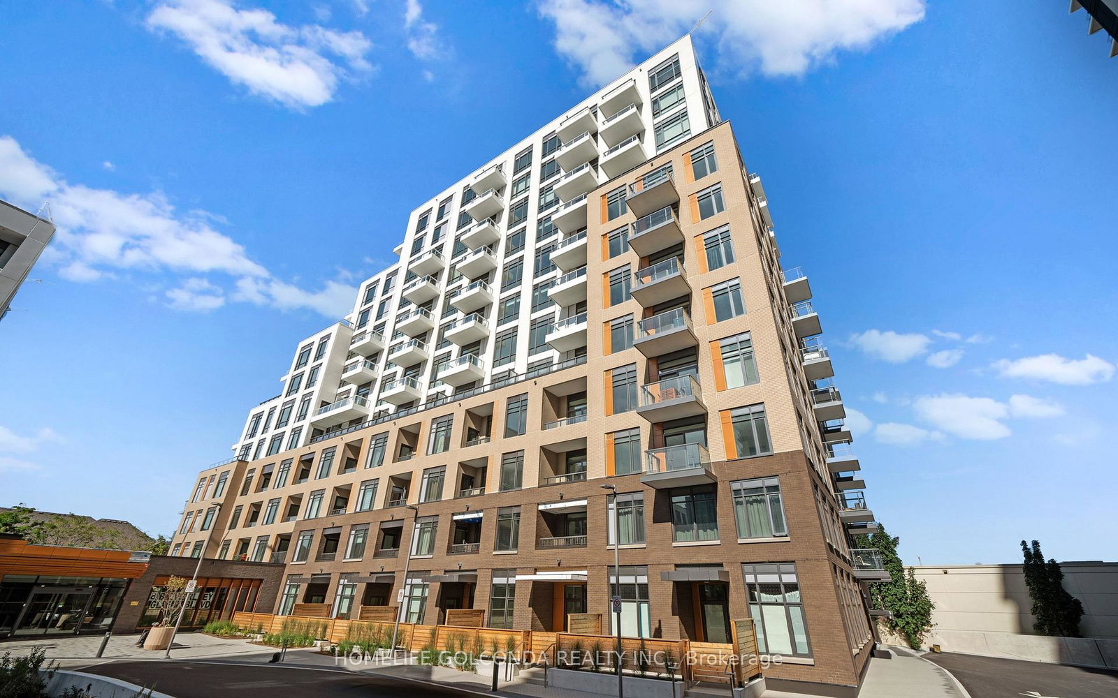 8-beverley-glen-boulevard-vaughan-ontario-n13544074