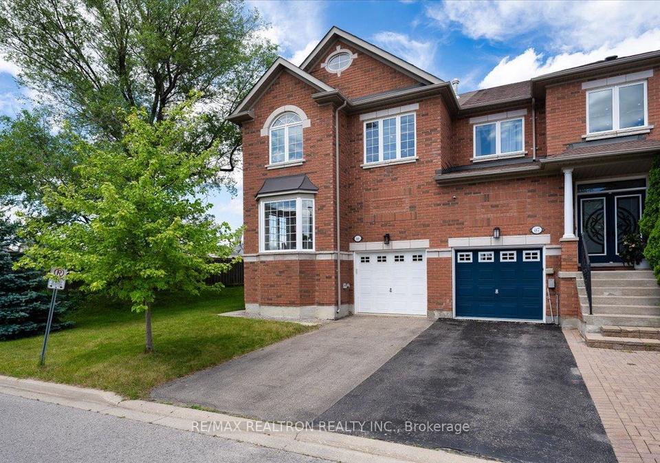 8-townwood-drive-richmond-hill-ontario-n13544446
