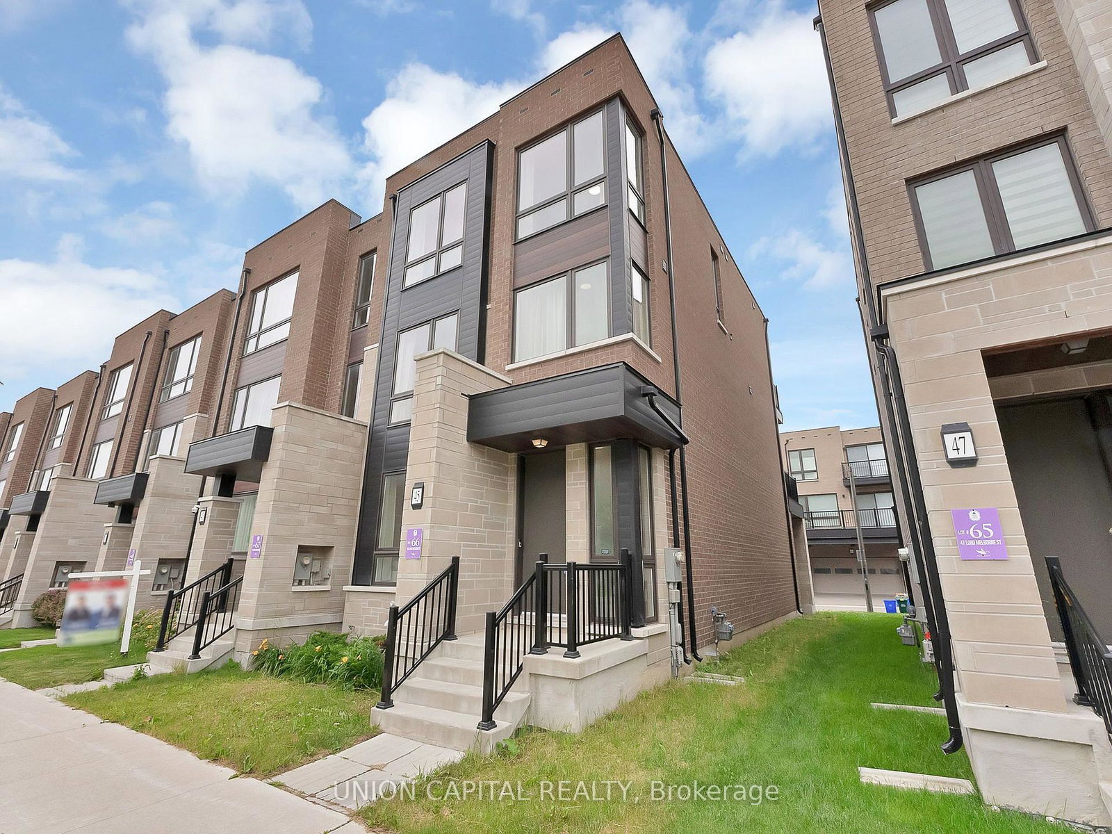 45-lord-melborne-street-markham-ontario-n13545238