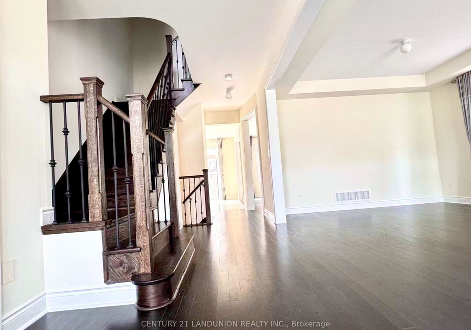 921-goring-circle-newmarket-ontario-n13545492
