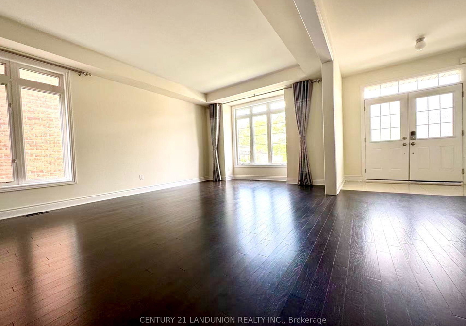 921-goring-circle-newmarket-ontario-n13545492