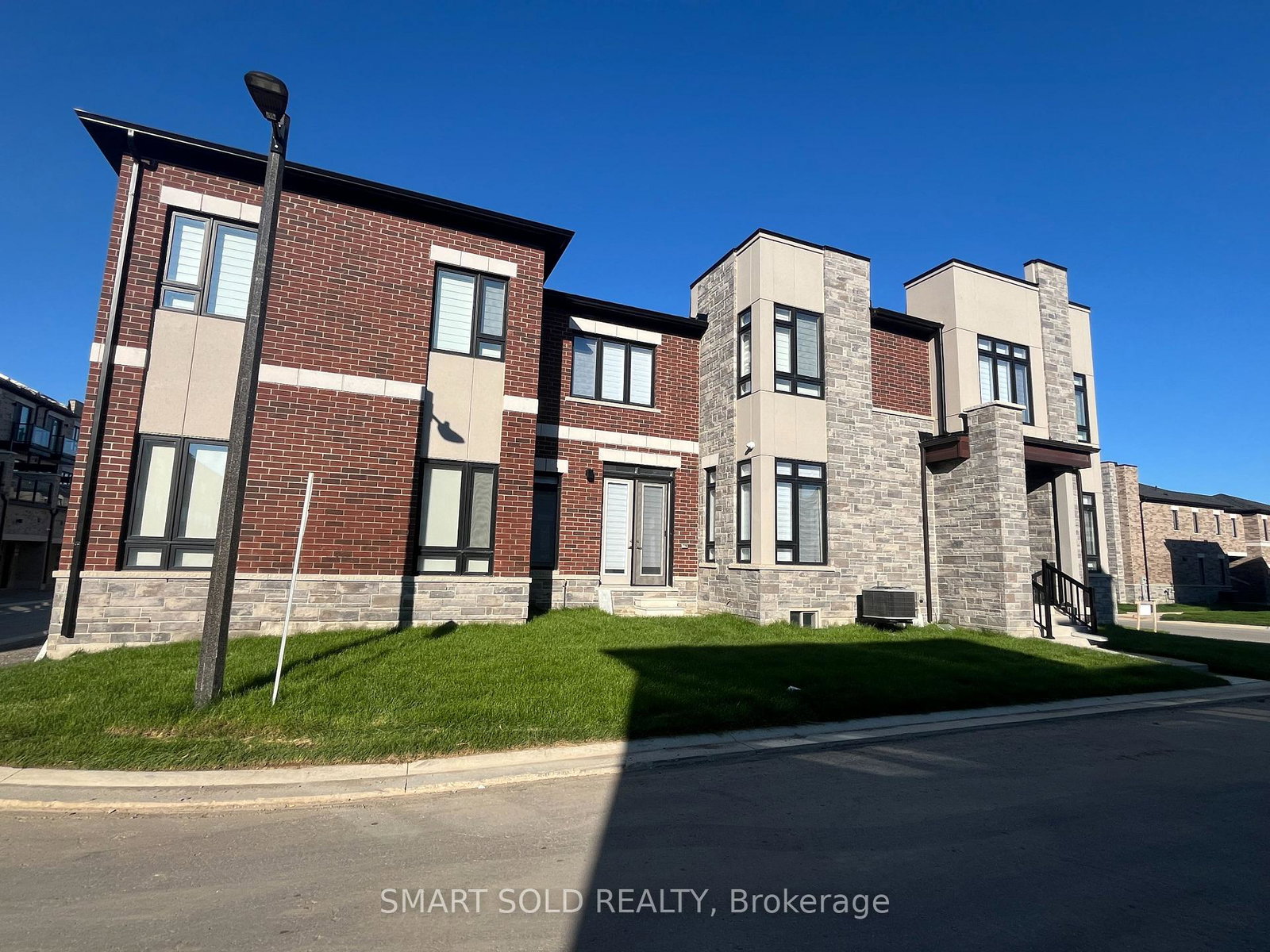 42-mindanao-avenue-markham-ontario-n13546678
