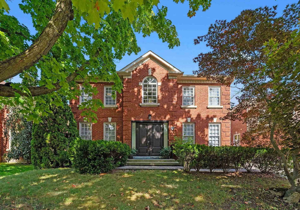 63-willett-crescent-richmond-hill-ontario-n13547054
