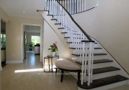 32-kew-gardens-richmond-hill-ontario-n13547056