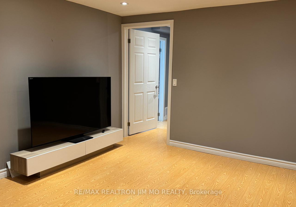 50-reginald-crescent-markham-ontario-n13547744