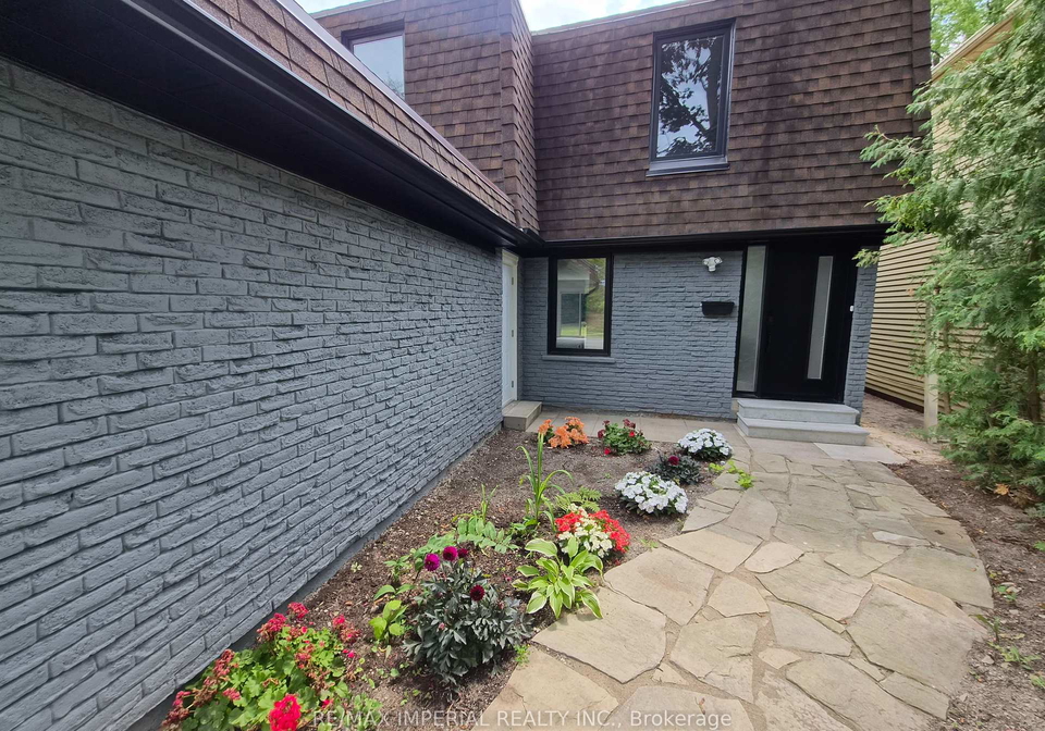 191-avenue-road-richmond-hill-ontario-n13547902