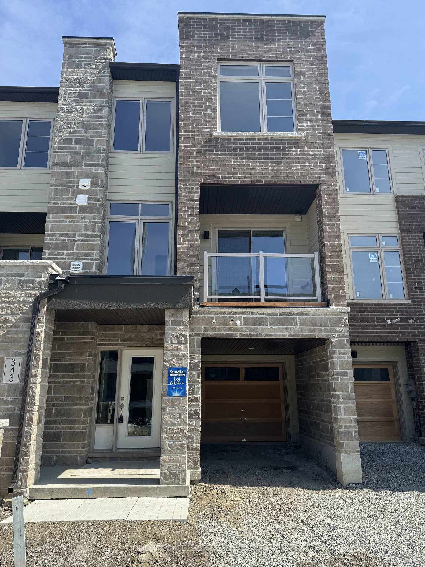 343-capella-street-newmarket-ontario-n13548244