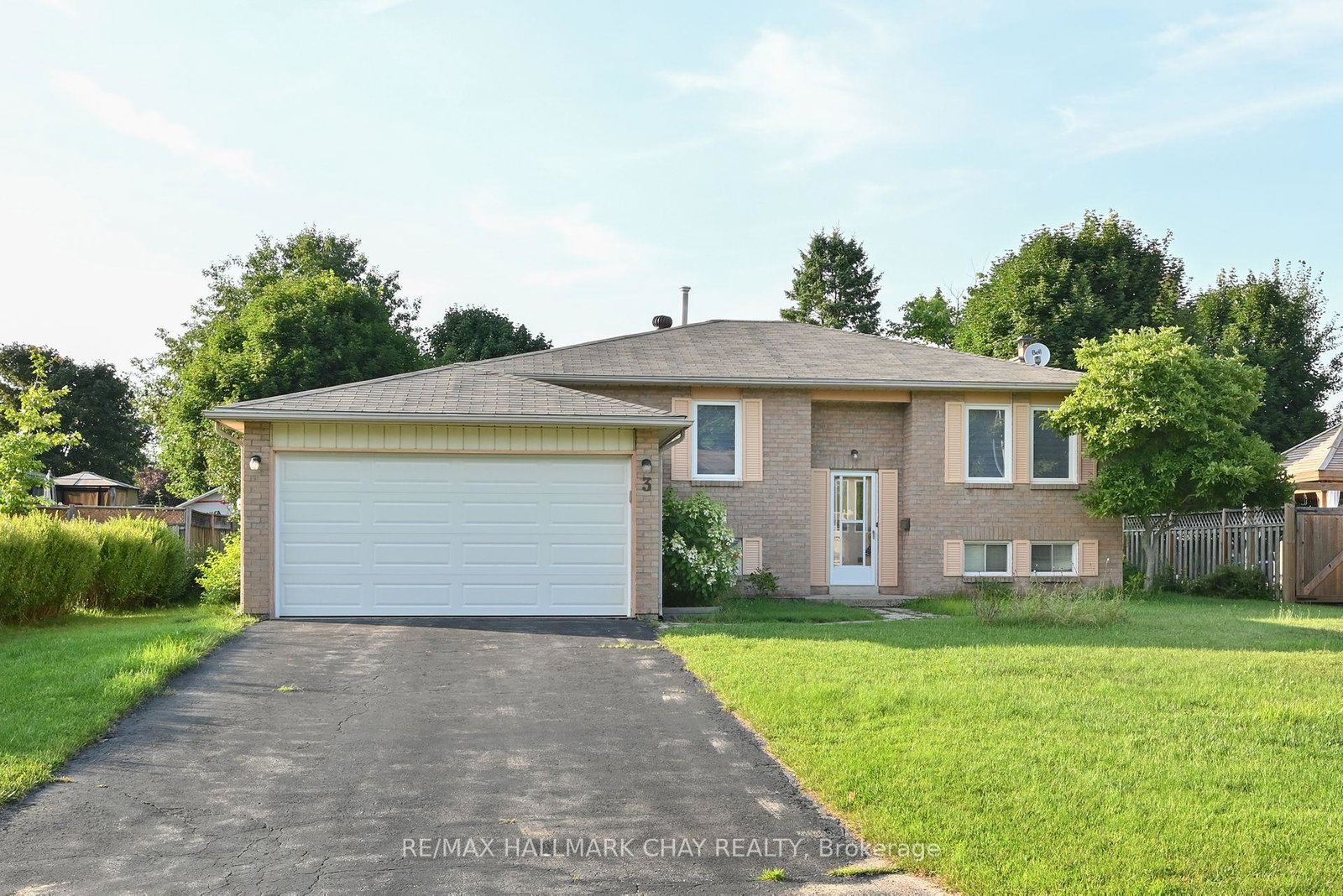 3-john-james-drive-essa-ontario-n13548538