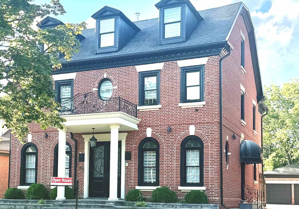 42-oatlands-crescent-richmond-hill-ontario-n13549136