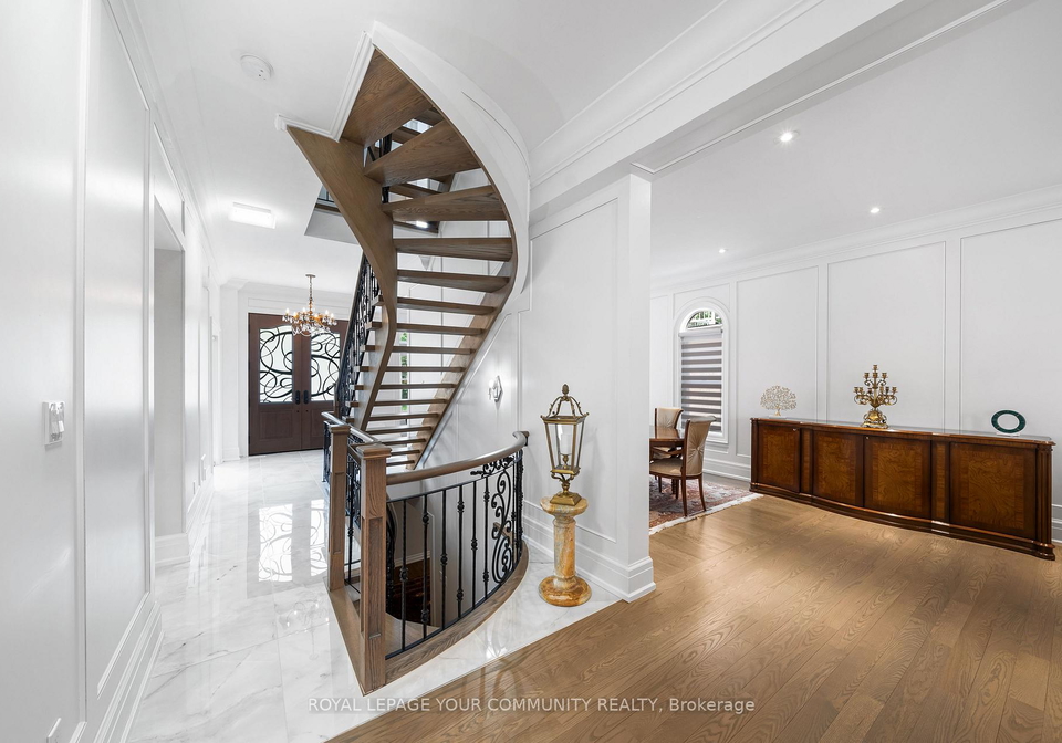 42-oatlands-crescent-richmond-hill-ontario-n13549136
