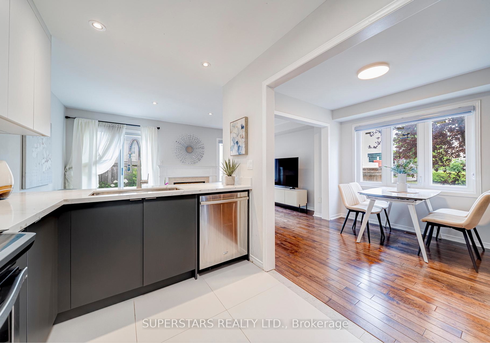 1-baffin-court-richmond-hill-ontario-n13549456