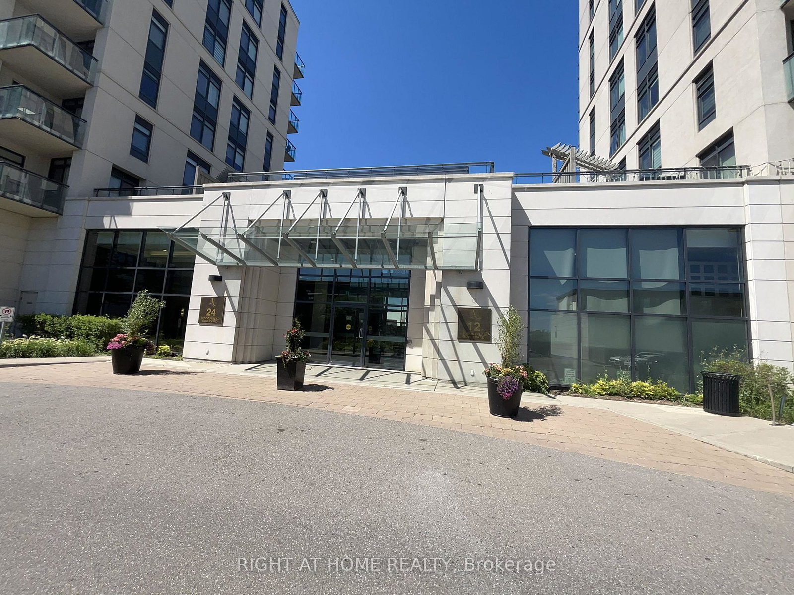 12-woodstream-boulevard-vaughan-ontario-n13549526