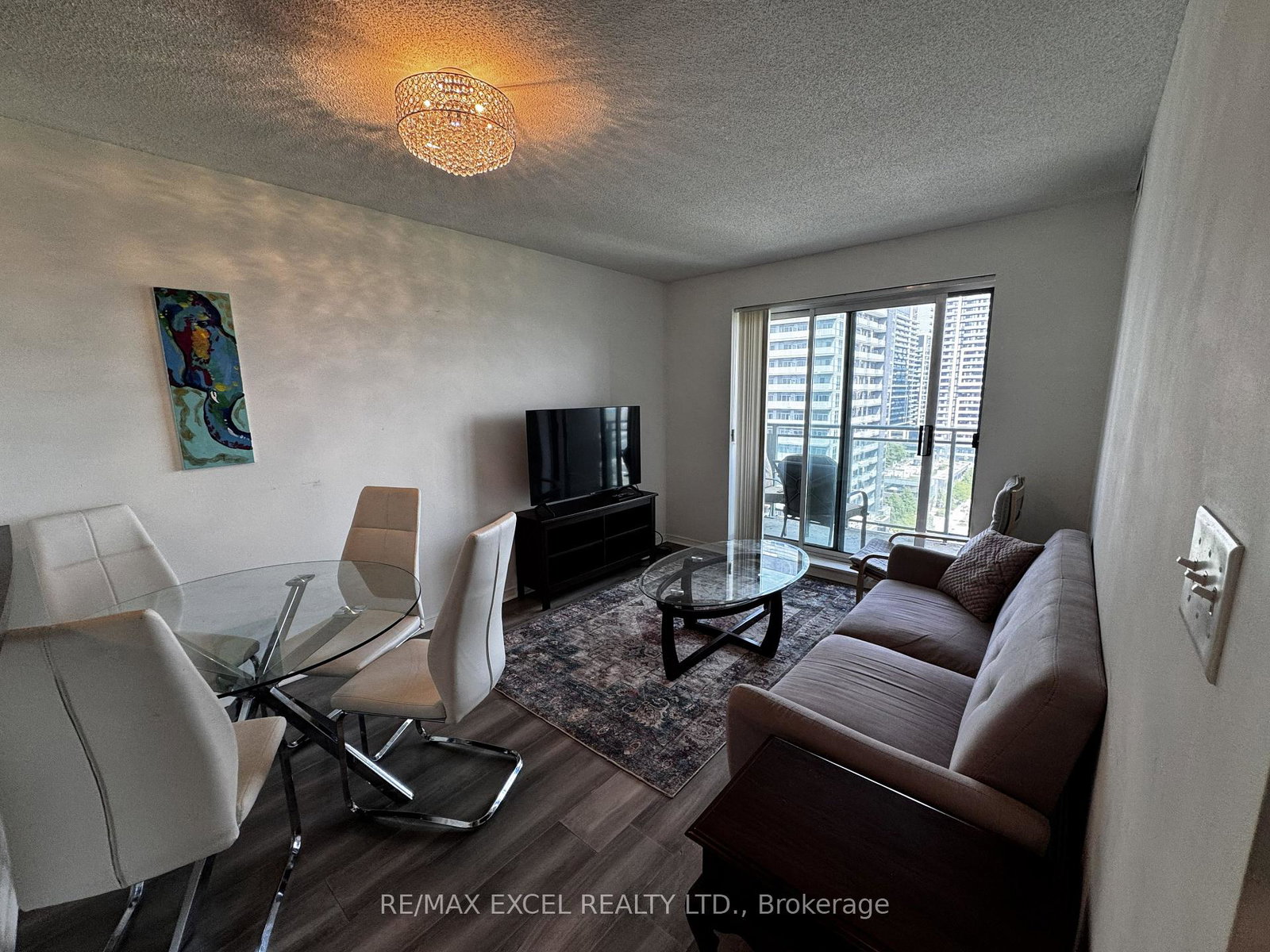 39-oneida-crescent-richmond-hill-ontario-n13549682