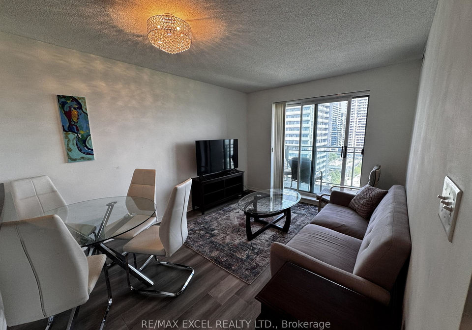 39-oneida-crescent-richmond-hill-ontario-n13549682